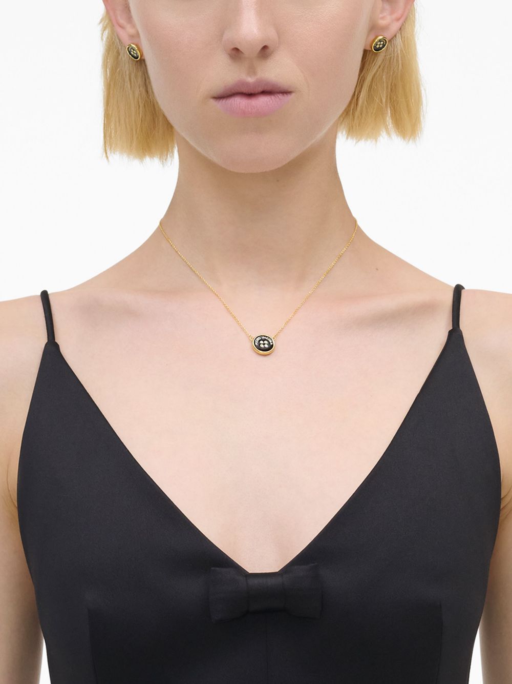 Marc Jacobs logo-plaque pendant necklace